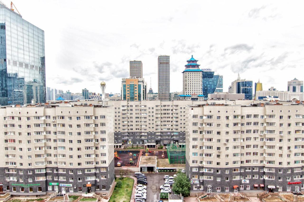 Two Bedroom Apartment On Syganak Street 64-1 아스타나 외부 사진